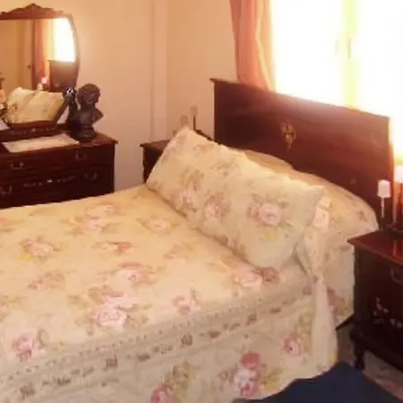 Well-appointed, 4-bedroom House In Alcudia With A Furnished Terrace An *