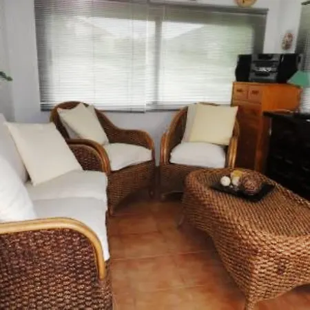 Well-appointed, 4-bedroom House In Alcudia With A Furnished Terrace An *