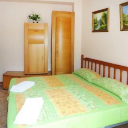 Well-appointed, 4-bedroom House In Alcudia With A Furnished Terrace An Apartment *